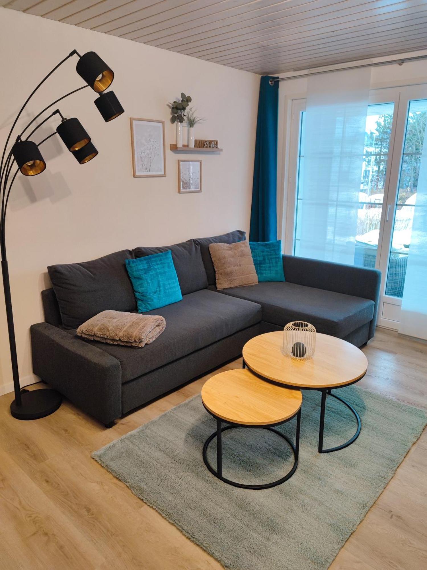 Kleine Auszeit - 2-Zimmer Ferienwohnung Spiez Exterior photo